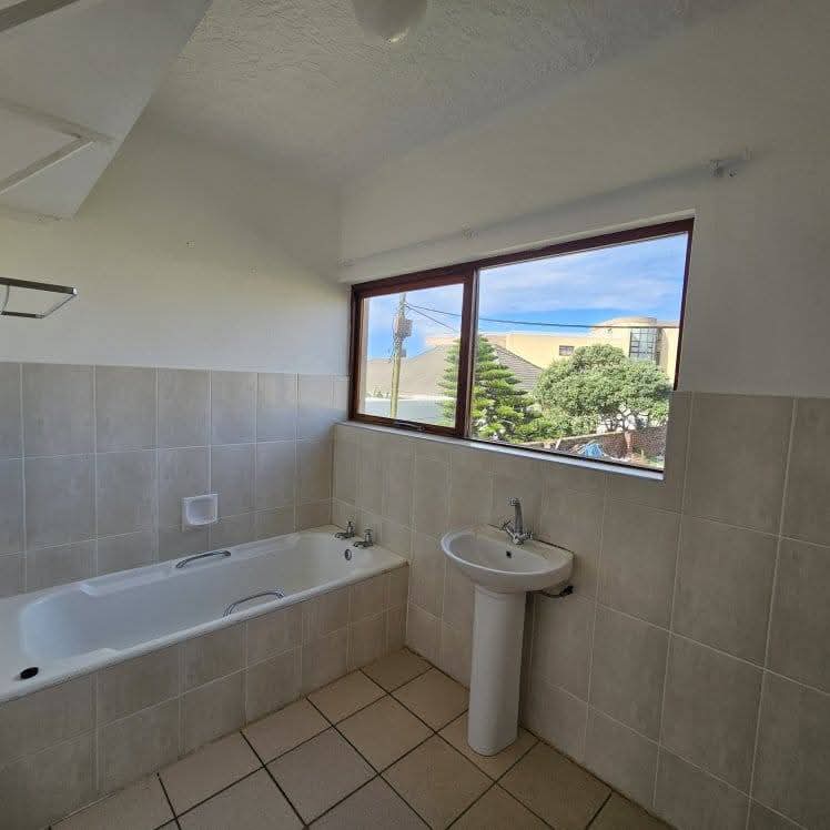 To Let 2 Bedroom Property for Rent in Gonubie Eastern Cape